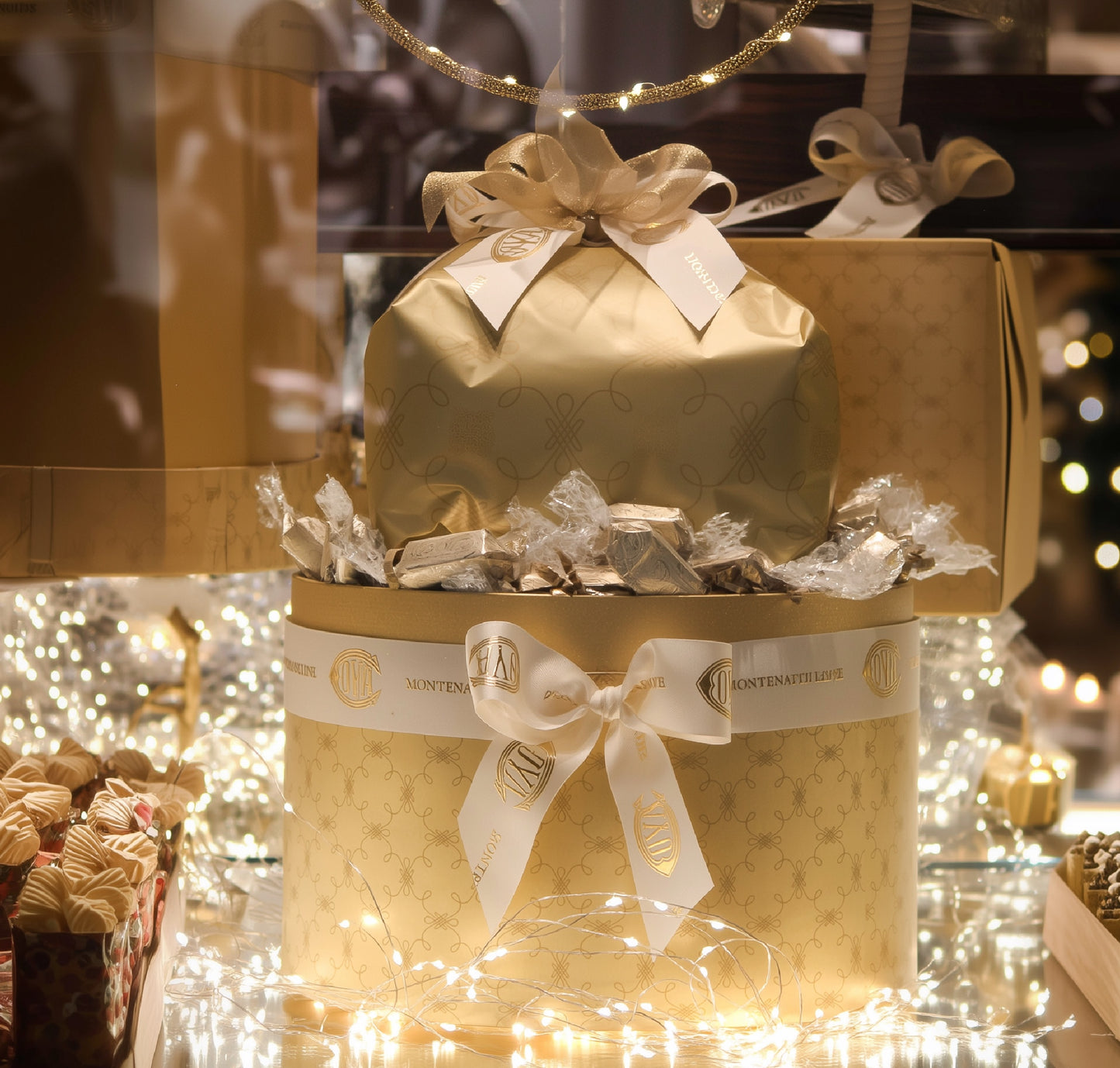 Panettone cu nugă în cutie tip pălărie