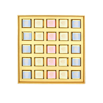 Cutie Aurie cu Bucățele de Ciocolată